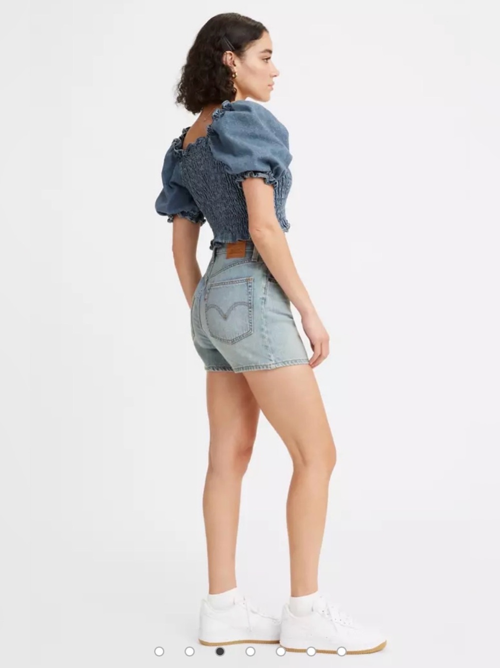 Levi’s Denim High Loose Shorts in Size 32 - Picture 5 of 16